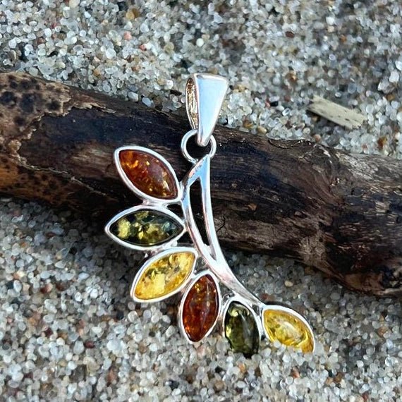 SilverAmber 925 Sterling Silver & Genuine Baltic Amber Modern Pendant - Eagle and Pearl Jewelers