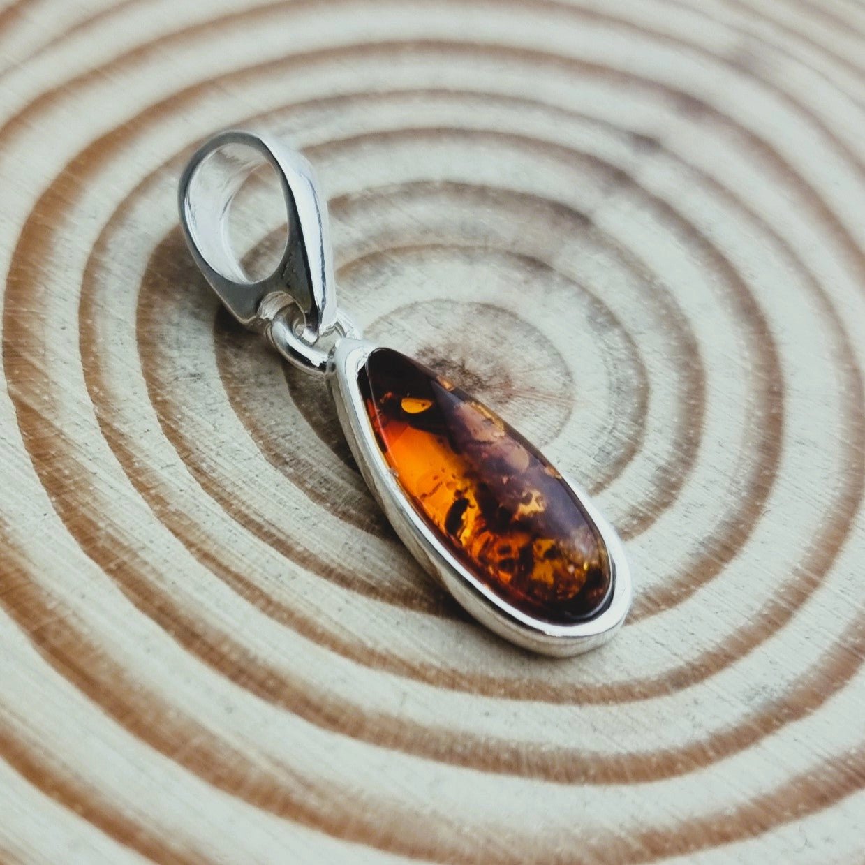 SilverAmber 925 Sterling Silver & Genuine Baltic Amber Modern Teardrop Pendant - Eagle and Pearl Jewelers