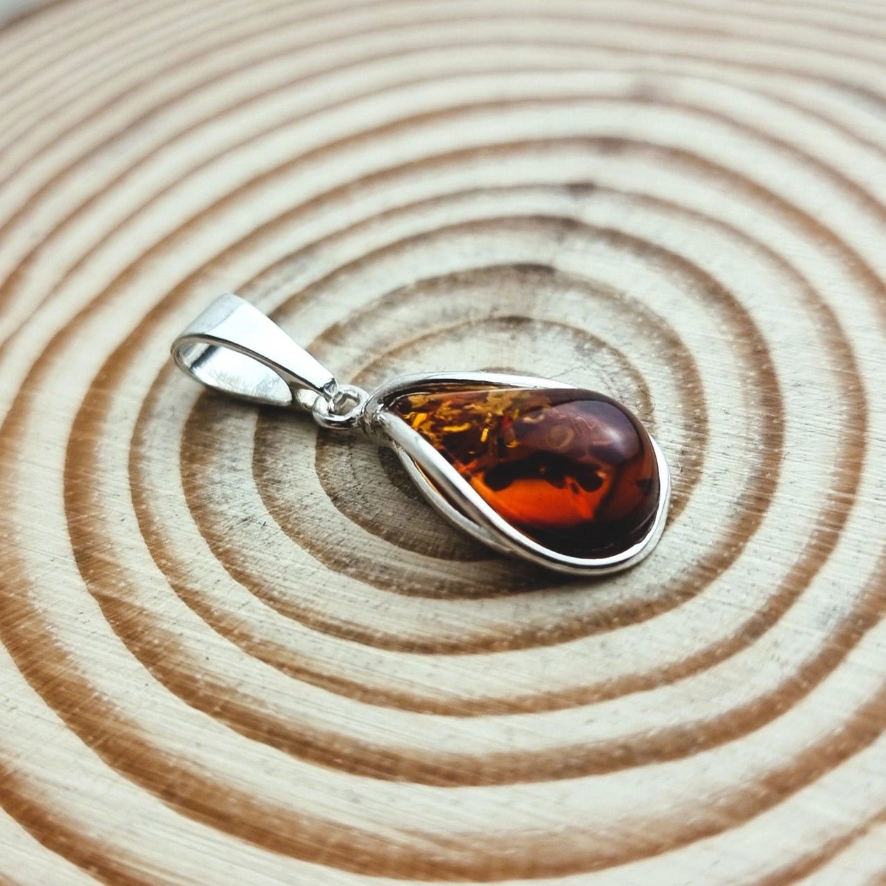 SilverAmber 925 Sterling Silver & Genuine Baltic Amber Modern Teardrop Pendant - Eagle and Pearl Jewelers