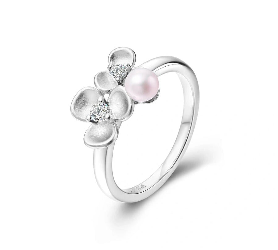 Fei Liu Clover Sterling Silver and Pearl Ring - Eagle and Pearl Jewelers